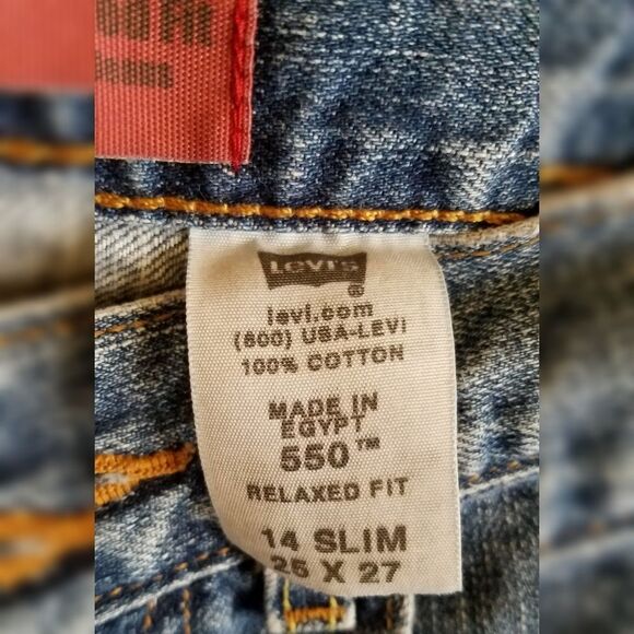 Levi's 550 denim ripped shorts - Picture 3 of 5